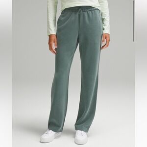 Lululemon softstreme high rise pant regular BNWT